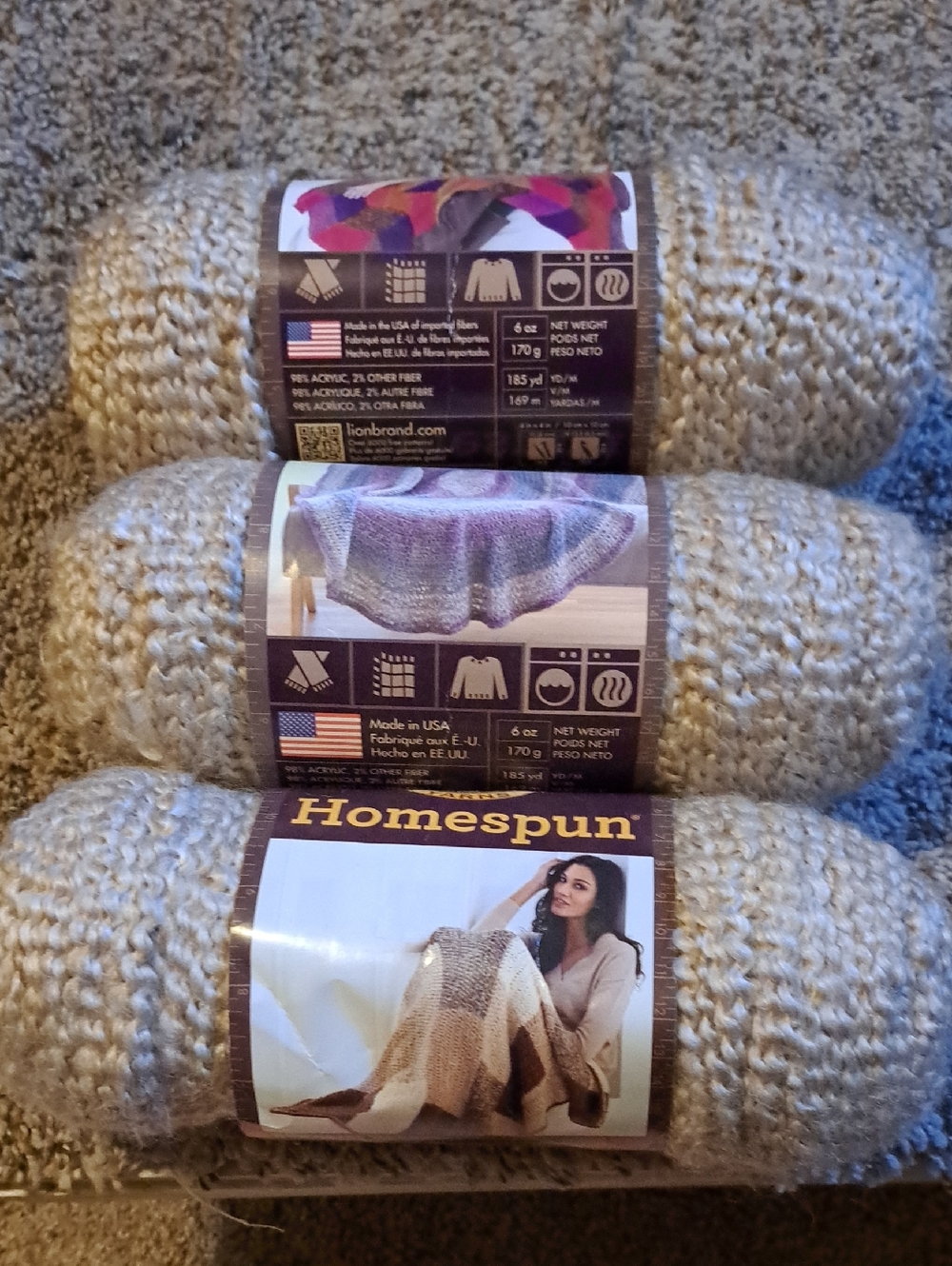 Homespun Chunky Knit Yarn - Beige/Cream